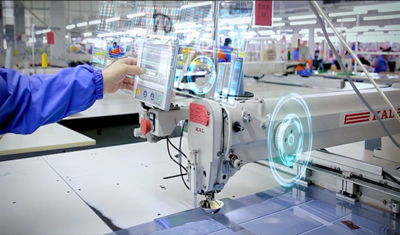 鸿天集团现代化产业：数字经济与纺织业深度融合