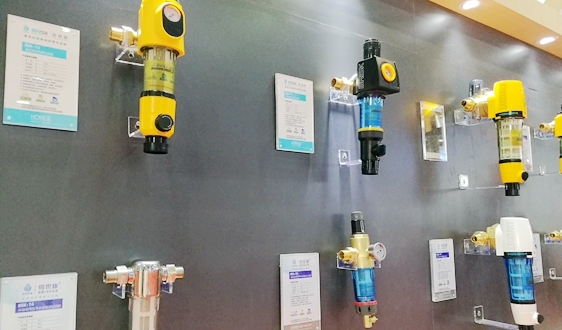 TCL華星收購LGD旗下多家公司股權(quán)：基礎(chǔ)價格108億元