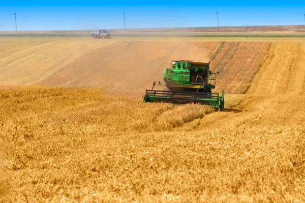 内蒙古自治区农牧厅农机局对赤峰市农机生产企业开展调研